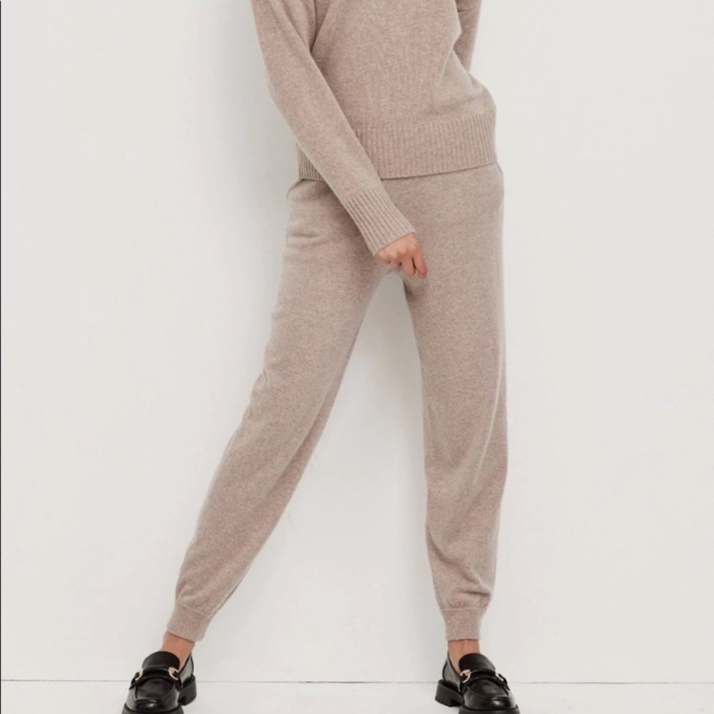 CLEAR OUT SALE NakedCashmere joggers